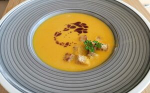 Kürbisssuppe mit Kokosmilch